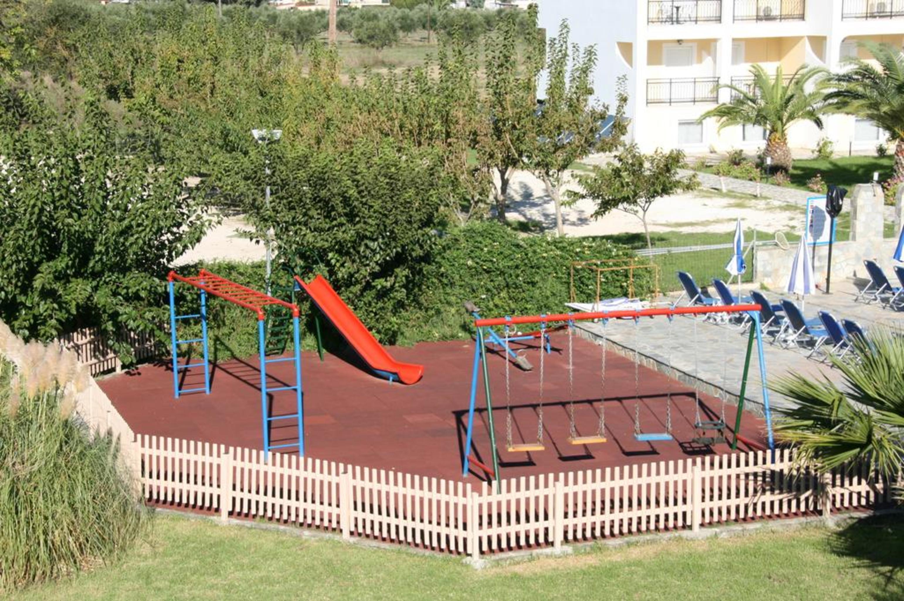 Village Inn Studios & Family Apartments Laganas Exterior foto